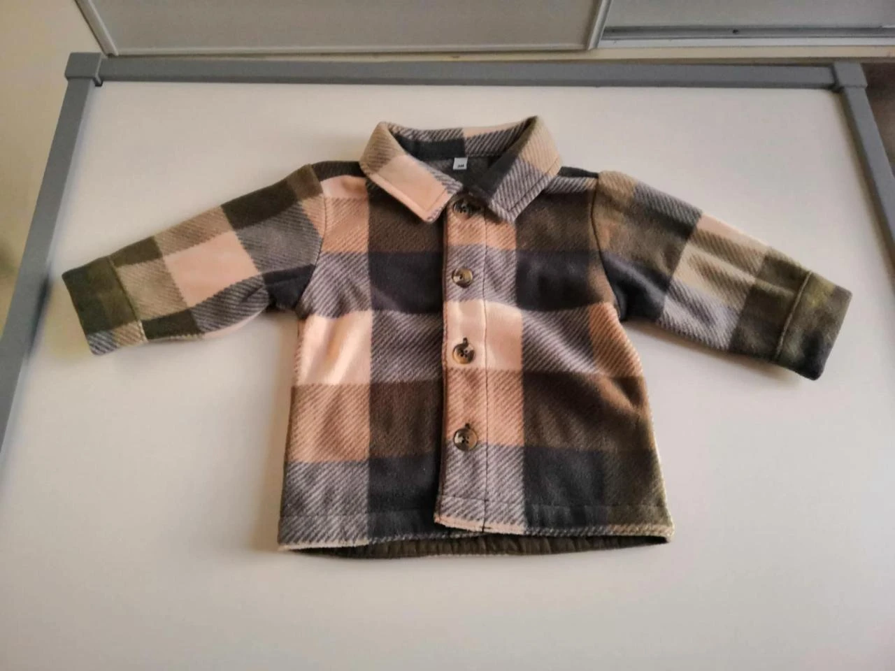 Conjunto de 3 piezas (Sobrecamisa de franela a cuadros + pantalón + camiseta) 3 meses Talla única – photo 3